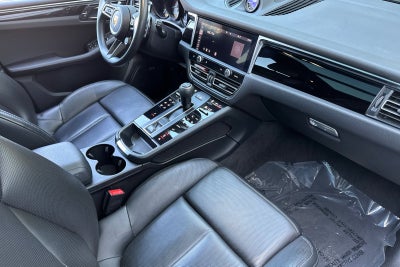 2022 Porsche Macan S