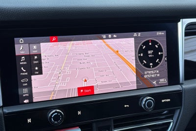 2022 Porsche Macan S