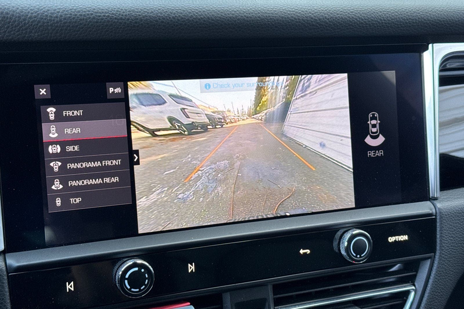 2022 Porsche Macan S