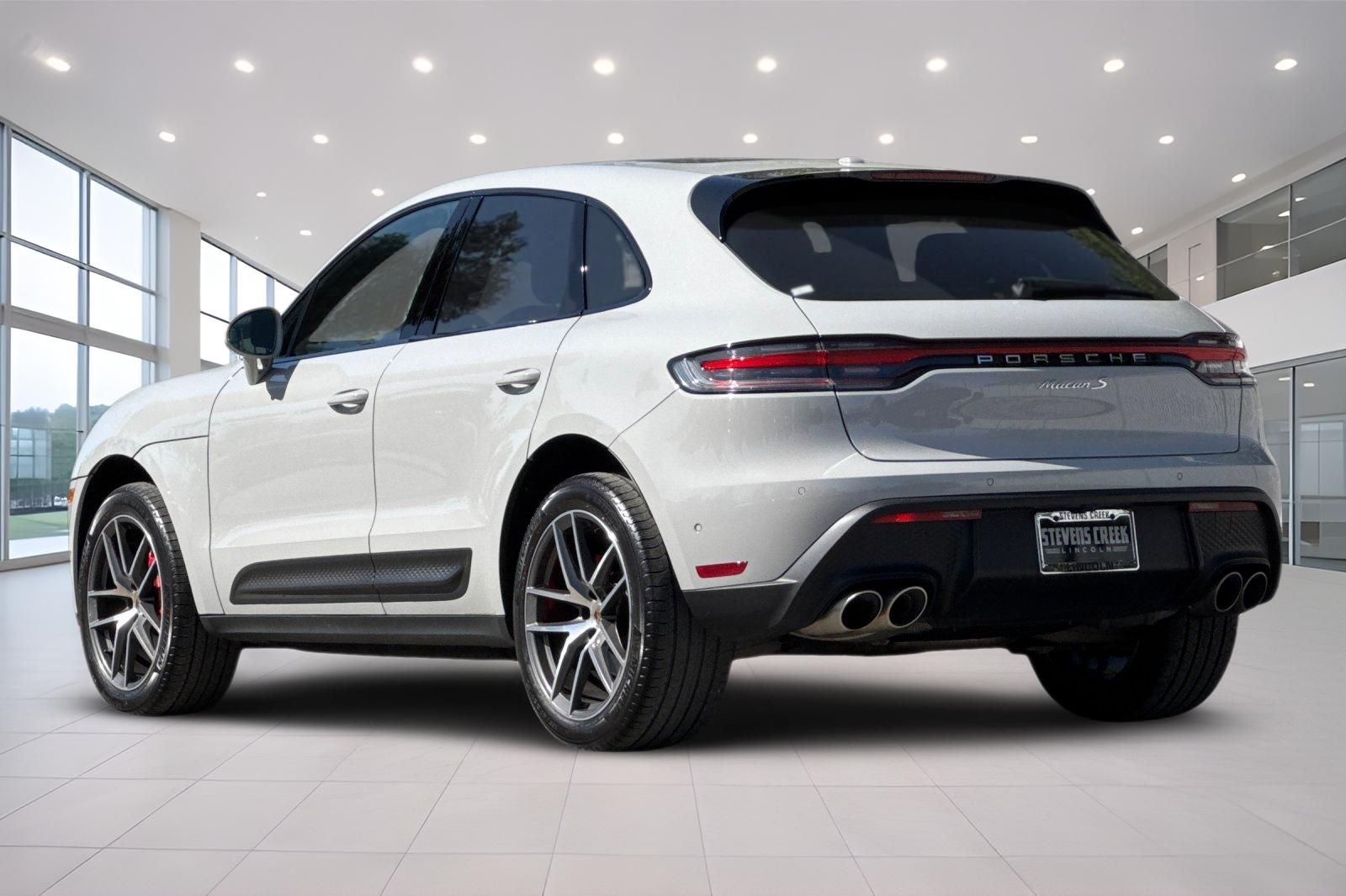 2022 Porsche Macan S