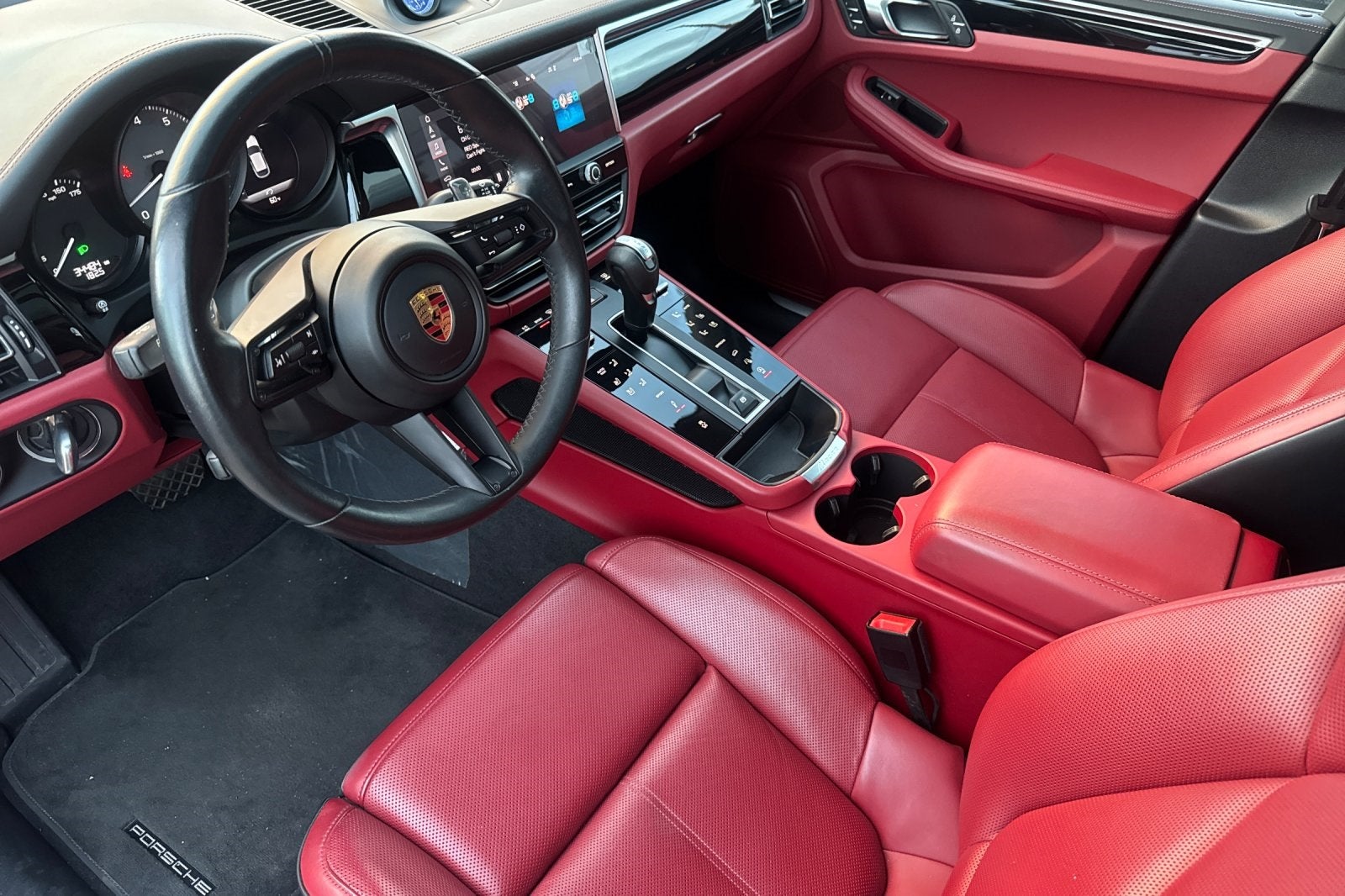 2023 Porsche Macan S