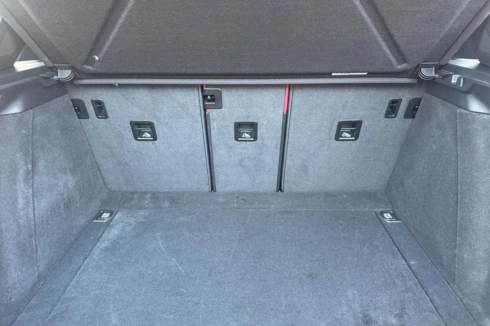 2023 Porsche Macan S