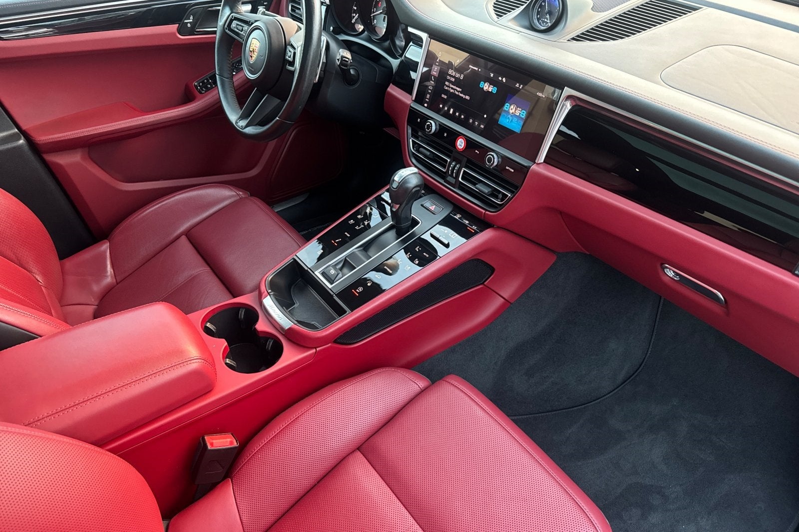 2023 Porsche Macan S