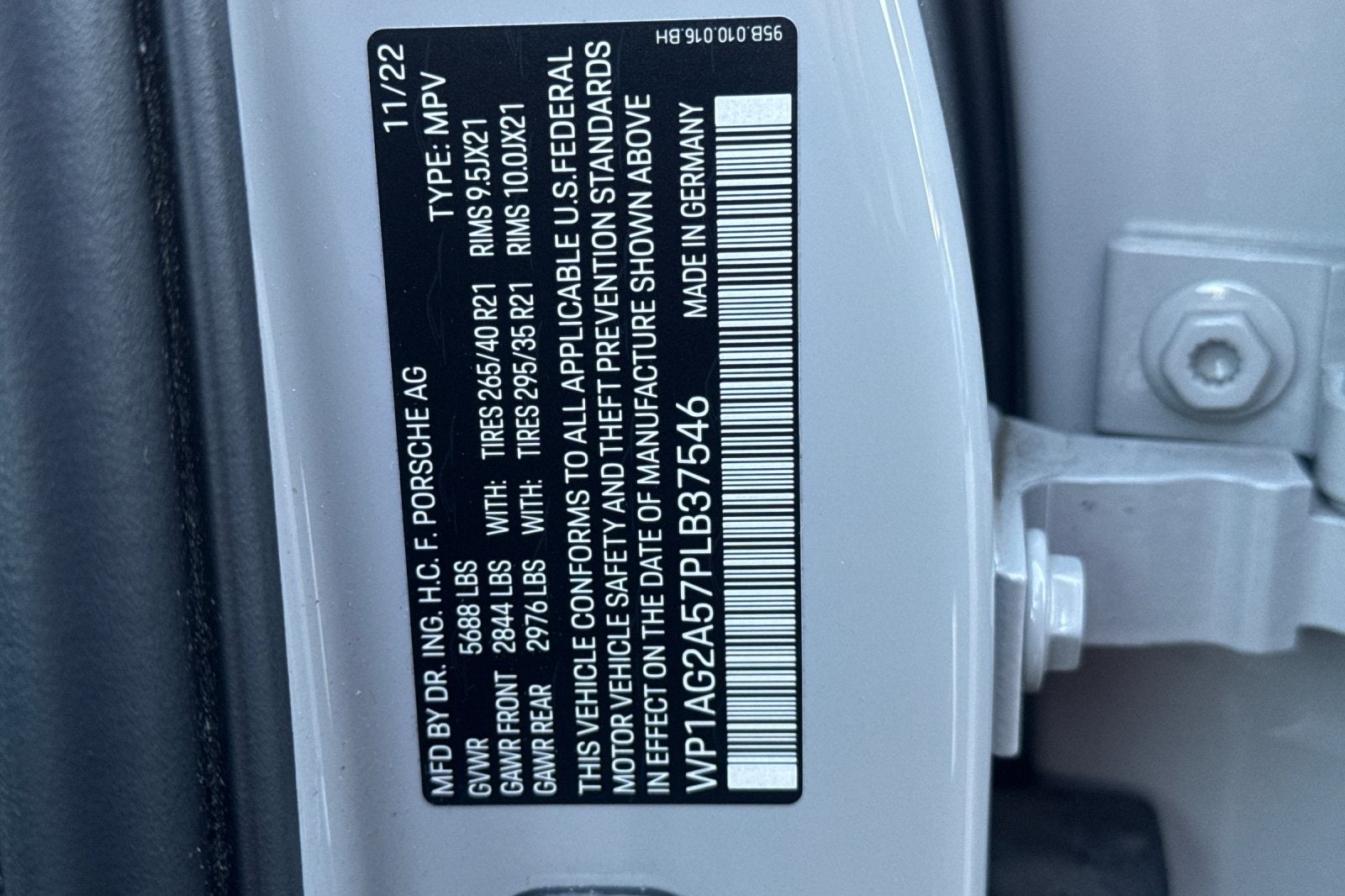 2023 Porsche Macan S