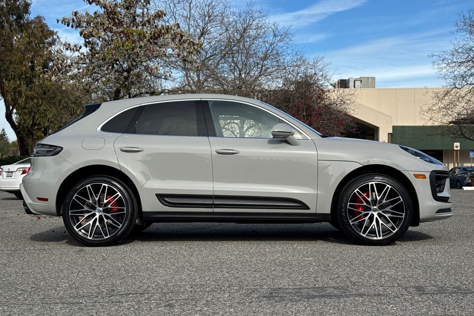 2023 Porsche Macan S