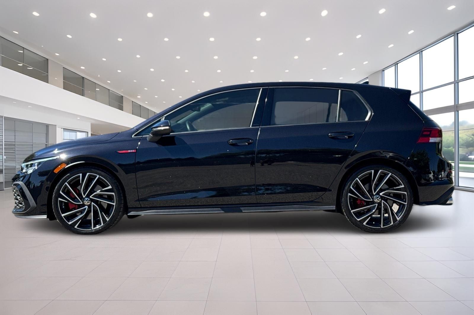 2022 Volkswagen Golf GTI Autobahn
