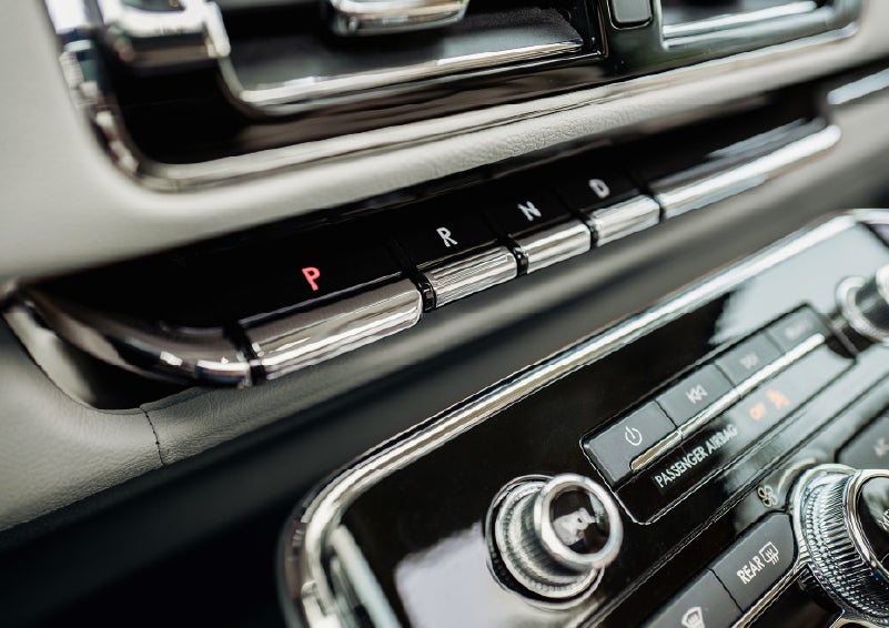 Bright chrome piano key shifter buttons invoke an effortless and artistic touch | Stevens Creek Lincoln in San Jose CA