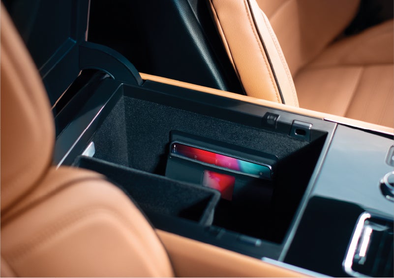 The interior of a 2023 Lincoln Aviator® Black Label model is shown in the Flight theme | Stevens Creek Lincoln in San Jose CA