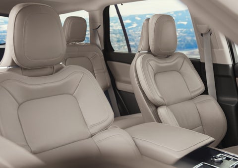 The interior of a 2024 Lincoln Aviator® SUV in the Sandstone interior color | Stevens Creek Lincoln in San Jose CA