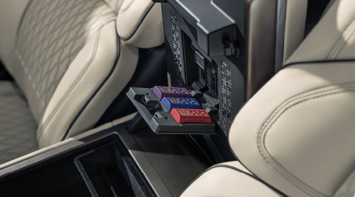 Digital Scent cartridges are shown in the diffuser located in the center arm rest. | Stevens Creek Lincoln in San Jose CA