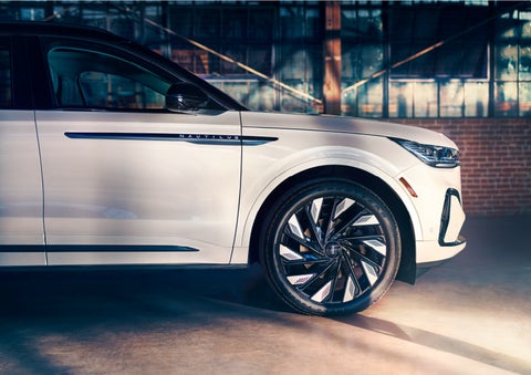 The wheels of the available Jet Appearance Package are highlighted. | Stevens Creek Lincoln in San Jose CA