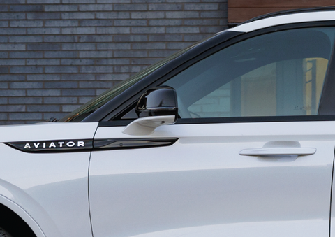 The driver’s door of a white 2025 Lincoln Aviator® SUV is showcased. | Stevens Creek Lincoln in San Jose CA