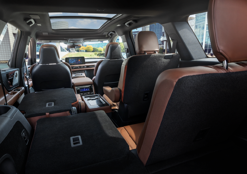 The interior of the 2025 Lincoln Aviator® SUV is shown with two seats folded down for added space. | Stevens Creek Lincoln in San Jose CA