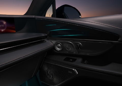 Selectable ambient lighting glows in the passenger door panel. | Stevens Creek Lincoln in San Jose CA