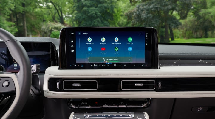 The center touchscreen inside a 2027 Lincoln Aviator® Black Label™ SUV | Stevens Creek Lincoln in San Jose CA