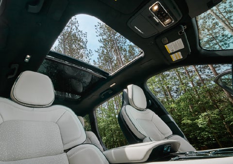 The front seats of a 2027 Lincoln Aviator® Black Label™ SUV | Stevens Creek Lincoln in San Jose CA