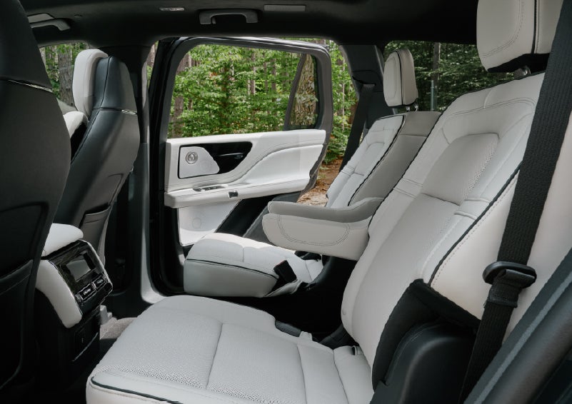 A side view of the second row with captain’s chairs in a 2027 Lincoln Aviator® Black Label™ SUV. | Stevens Creek Lincoln in San Jose CA